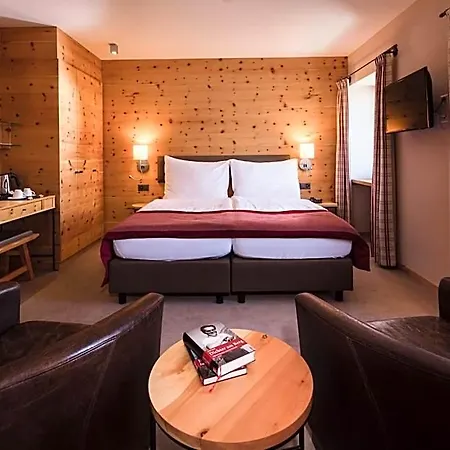 Riffelhaus 1853 Szálloda Zermatt