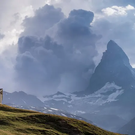 Otel Riffelhaus 1853 4*